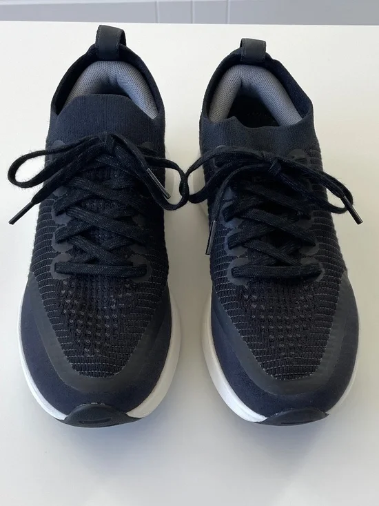 Allbirds Strider Natural Black 6.5 Medium Like new condition - Picture 3 of 6